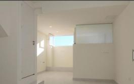 Intermediate house