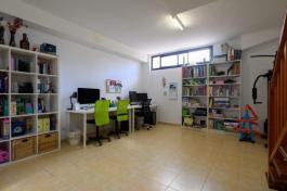 Intermediate house